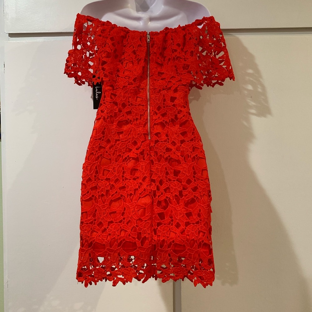 NWT LULU’S Genevieve Off-The-Shoulder Red Dress - Picture 7 of 9